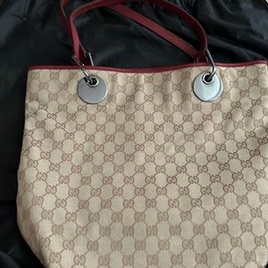 Gucci tan